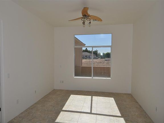 4th image of 6318 N 175TH Avenue