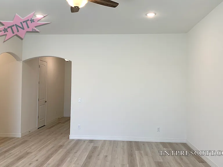 6101 E Cottage Dr — Photo 4