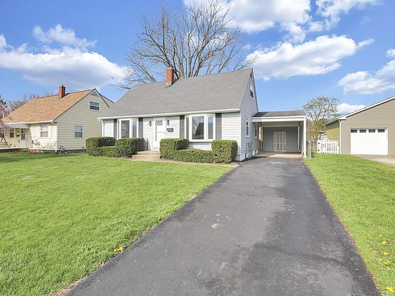 2nd image of 389 Deerfield Rd