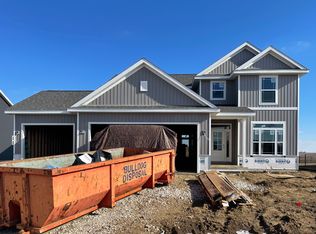 1802 Littlefield Ln, Mahomet, IL 61853