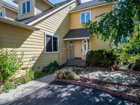 1813 Daniel Dr, Missoula, MT 59802