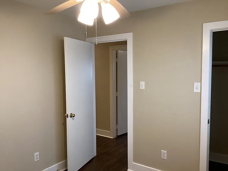 255 Crystal Isle Dr — Photo 12