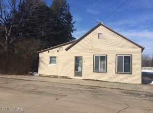 287 E Northern Ave, Barryton, MI 49305