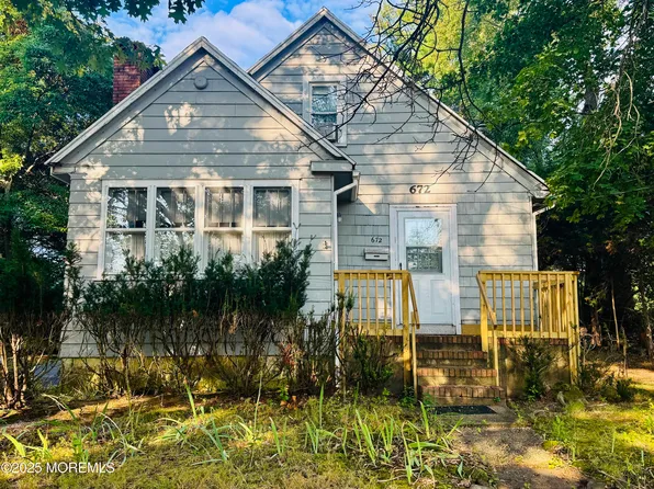672 N Beers Street, Holmdel, NJ 07733