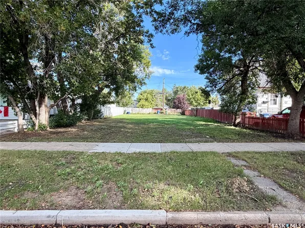 350 Duffield Street W, Moose Jaw, SK S6H 5H6