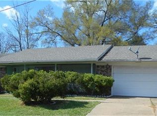 116 Meadow Ln, Crockett, TX