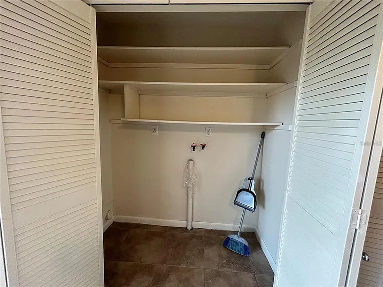 3646 Radnor Pl — Photo 24