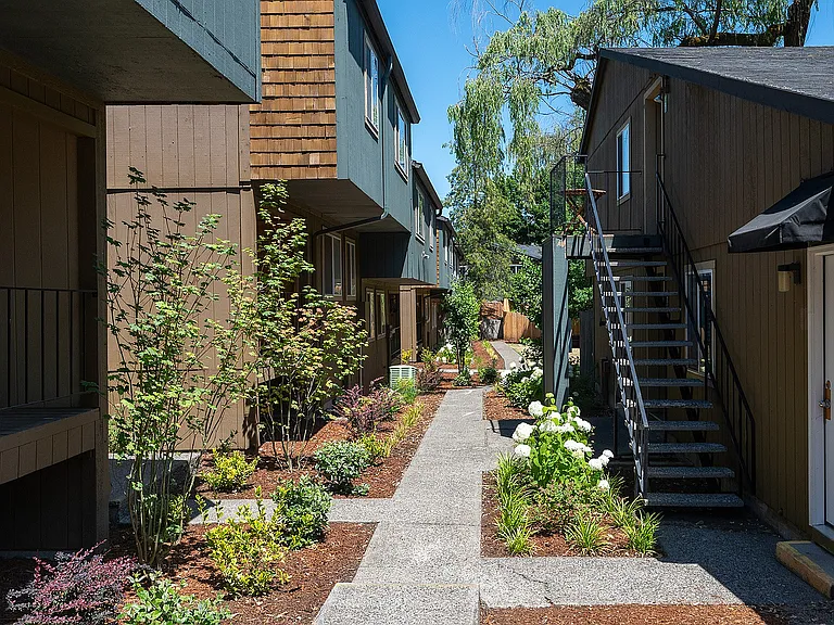 Shady Glen Apartments — Photo 7