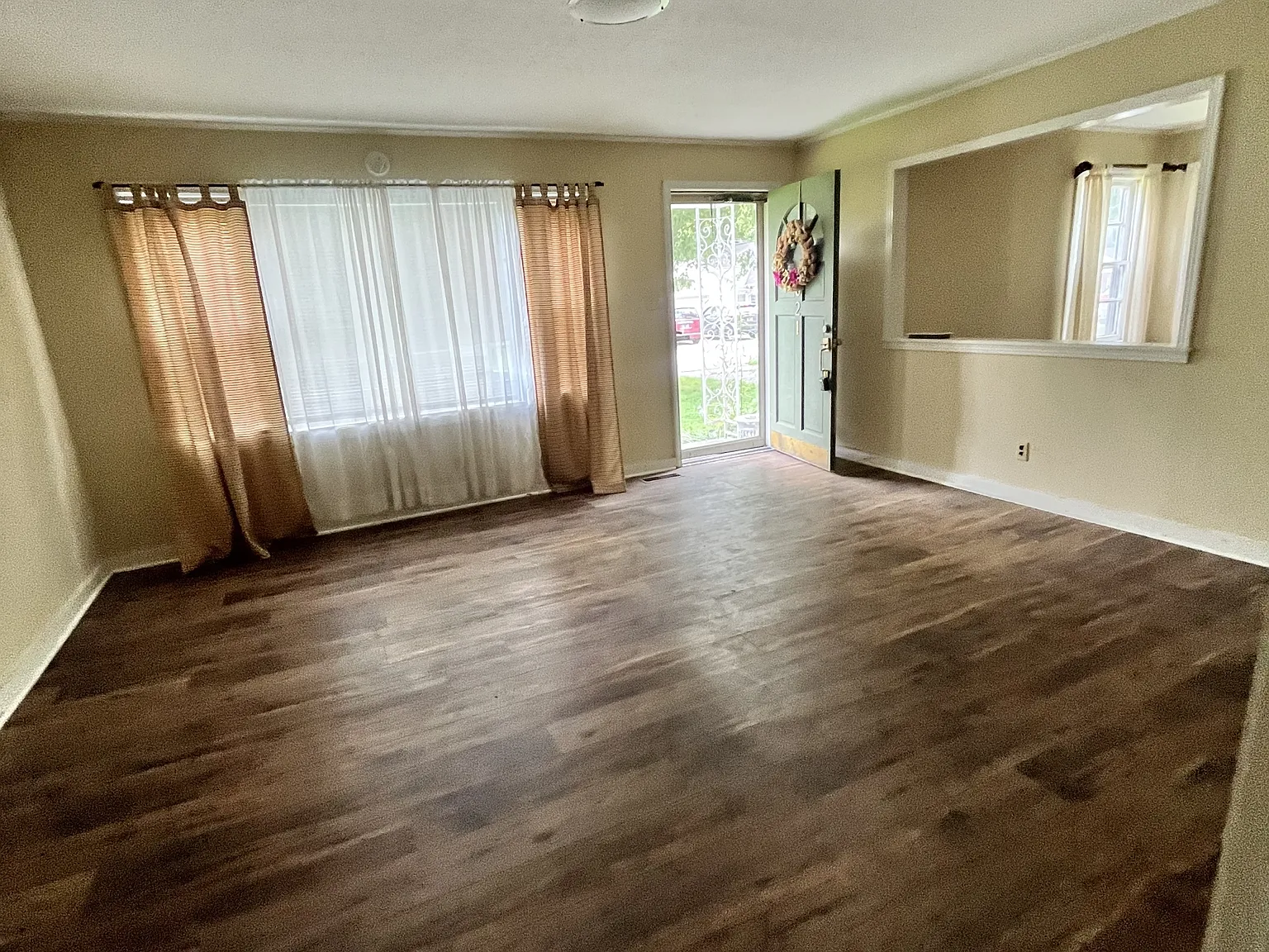 621 North 28th Avenue - 1 — Photo 4