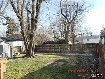 2nd image of 8936 Saint Louis Ave