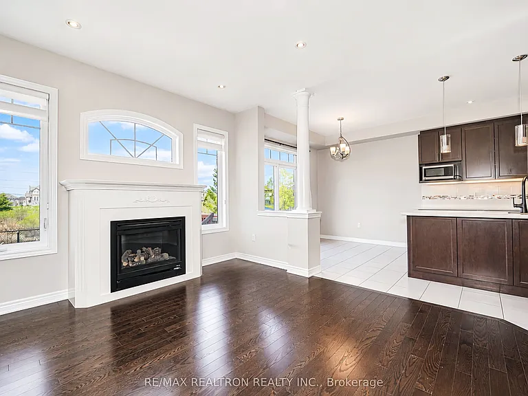 77 Betony Dr — Photo 11