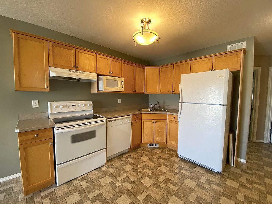 2261 Treetop Ln, Regina, SK S4P 4V6 Zillow