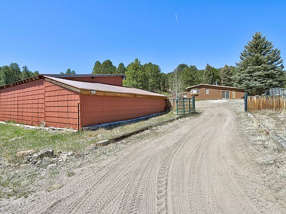 2nd image of 123 Bough Pl