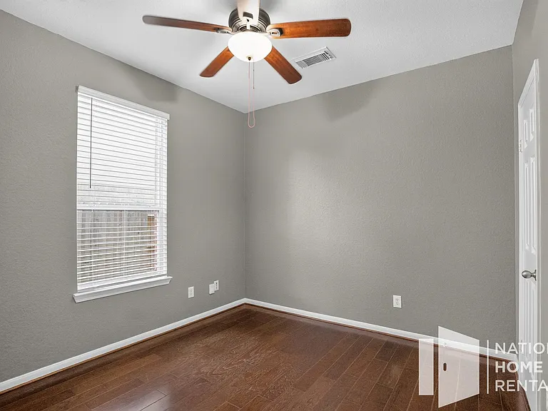 32410 Cross Springs Park Ln — Photo 27