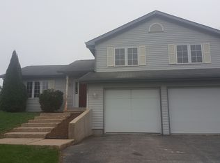 307 Talladega Dr SW, Poplar Grove, IL 61065