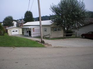 207 Vesta St, Elco, PA 15434
