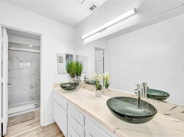 2725 S Nellis Blvd Unit 2103, Sunrise Manor Town, NV 89121