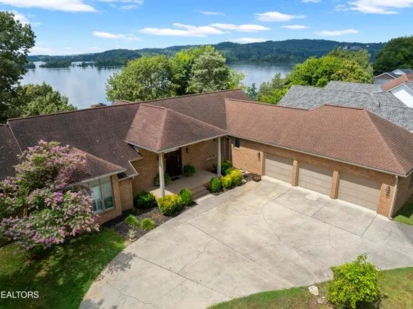 201 High Pointe Village Way, Kingston, TN 37763