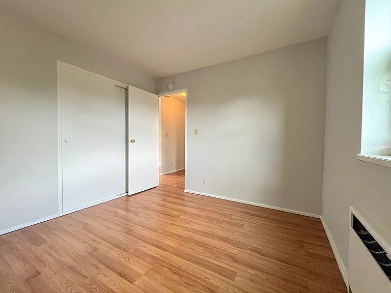 2022 Delaware Ave — Photo 6