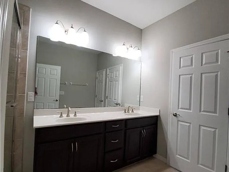 3878 Burrfield St — Photo 16