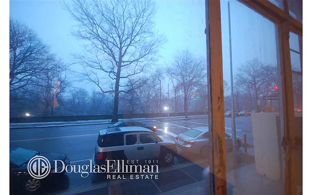 Rented by Douglas Elliman | media 16