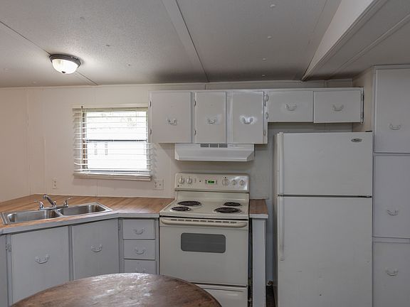 2nd image of 1394 McGee St