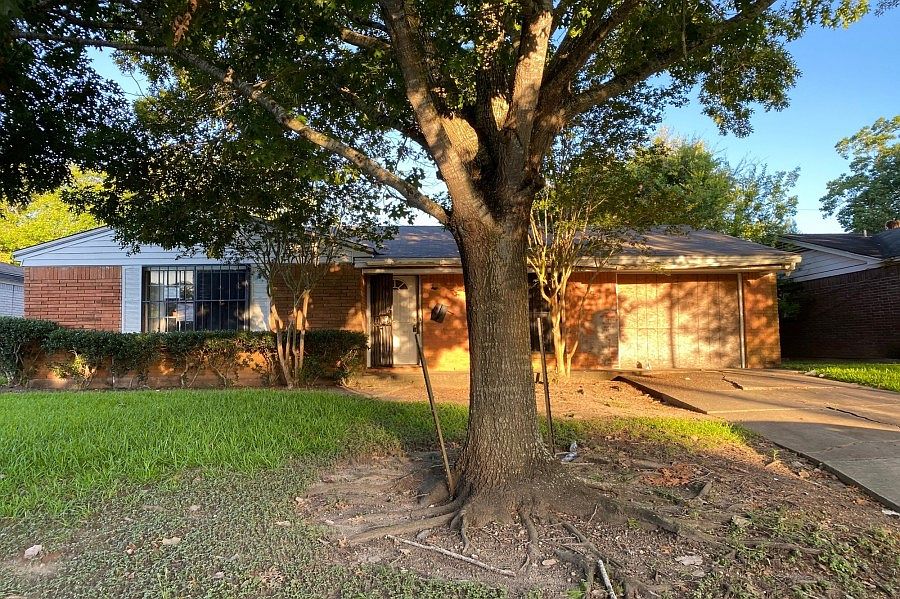 1st image of 13934 White Heather Dr