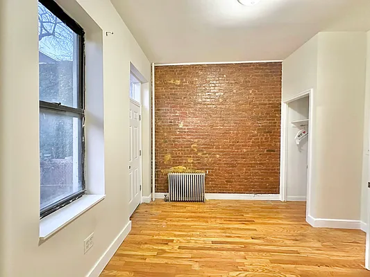 Rented by Doorway NYC, LLC | media 18