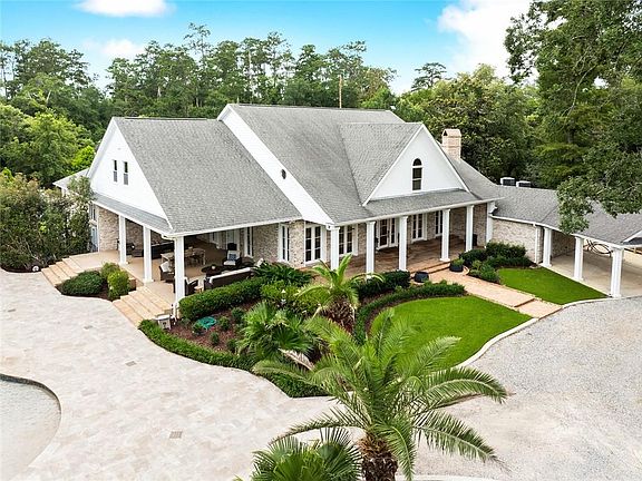 3rd image of 9 Magnolia Gardens Dr