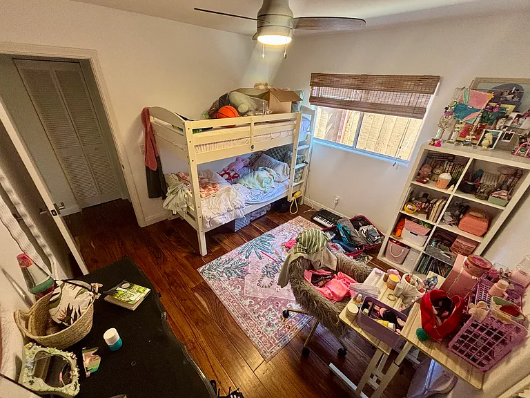 2064 Glasgow Ave — Photo 31