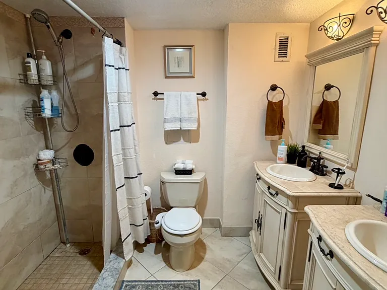 880 Mandalay Ave #C1010 — Photo 8