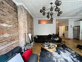 Rented by Nolita Group
