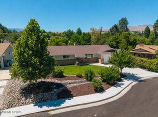 975 Joshua Dr, Reno, NV 89509