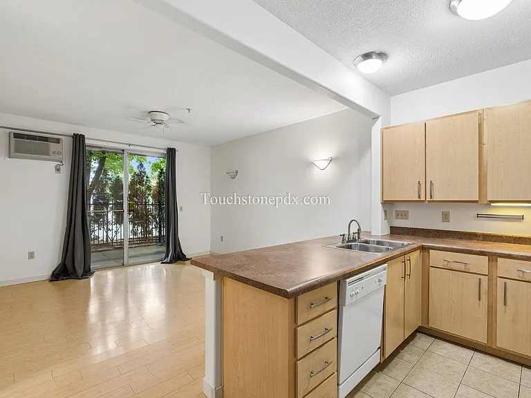 400 NE 100th Ave #109 — Photo 7