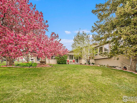 5th image of 405 Bradley Dr