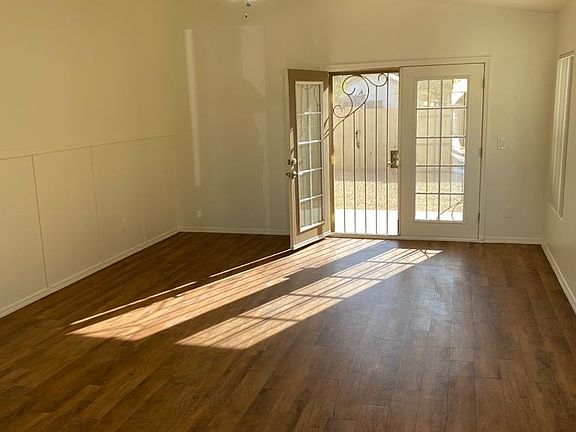 3rd image of 5329 S Newcastle Ct #1