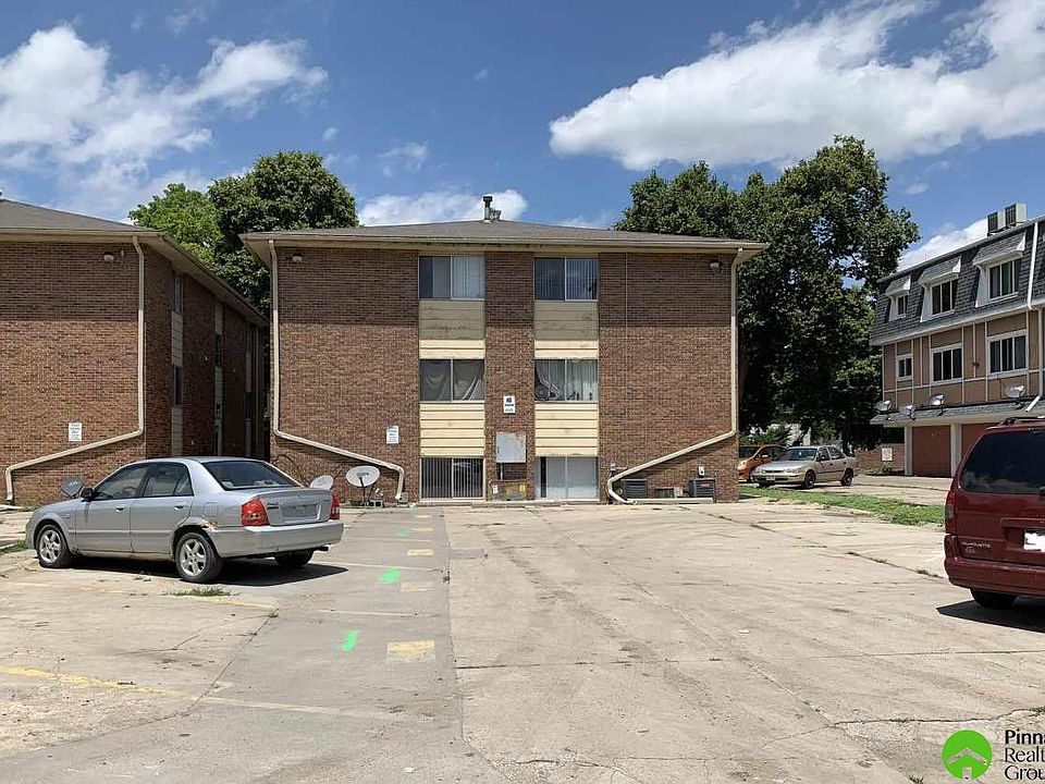 2nd image of 1129 E St