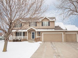 806 SE Laurie Ct, Ankeny, IA 50021