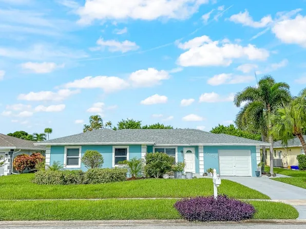 22053 Flanders Ct, Boca Raton, FL 33428