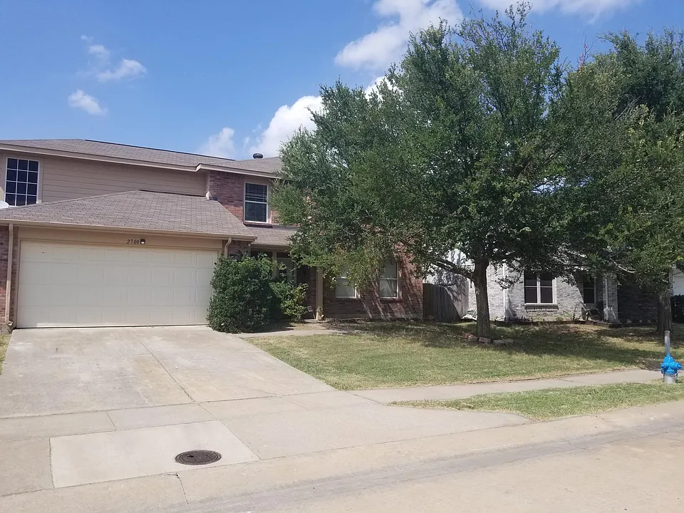 2700 Sundance Dr