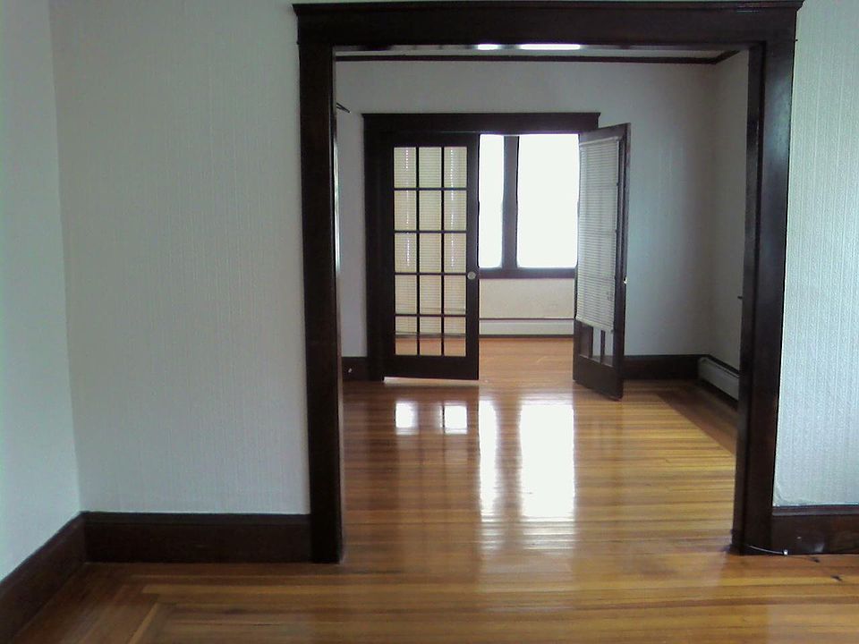 2nd image of 21 Sylvan Ave #1