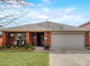 2312 Hummingbird Way, Mesquite, TX 75181