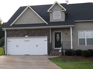 705 Laurelbrook Dr, Boiling Springs, SC 29316