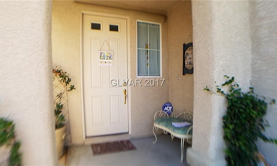 1st image of 2313 Cockatiel Dr