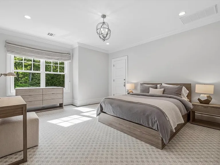 496 Wainscott Harbor Rd — Photo 41