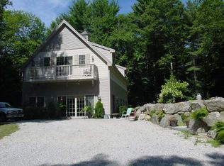 736 River Rd, Weare, NH 03281