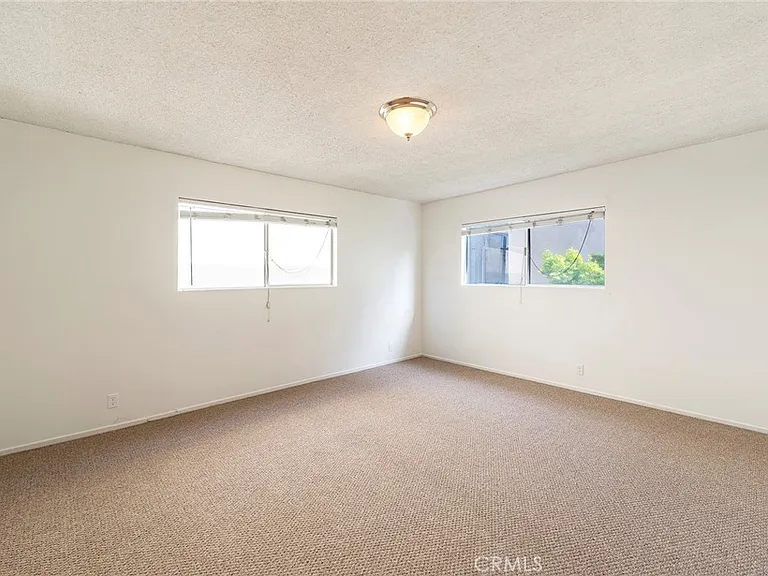 116 Highland Ave — Photo 10