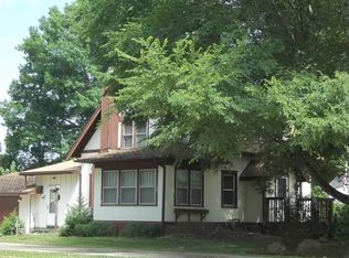 734 N 11th St, Centerville, IA 52544