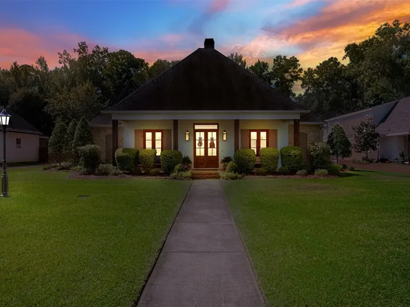 435 Oakwood Trace Ct, Shreveport, LA 71106