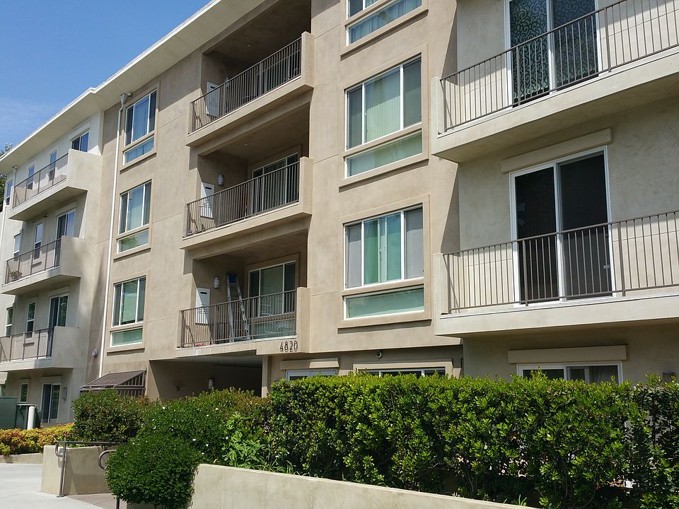 1st image of 4820 Bellflower Ave #303